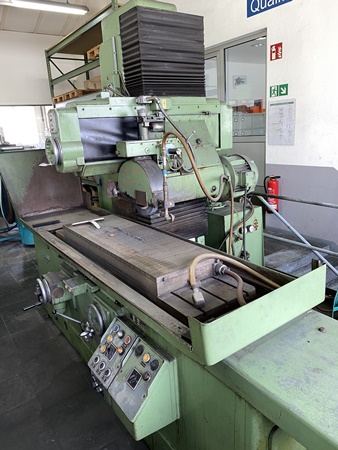 Fräsmaschine in Werkstatt