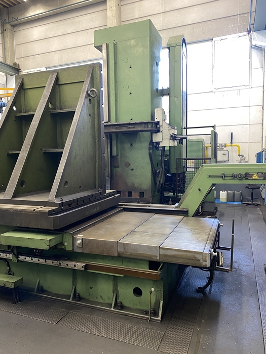 CNC Maschinenbearbeitungsmaschine in Werkstatt